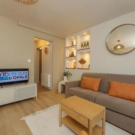 Apartment Le Calain, Elegance Et Confort A 50 M De La *