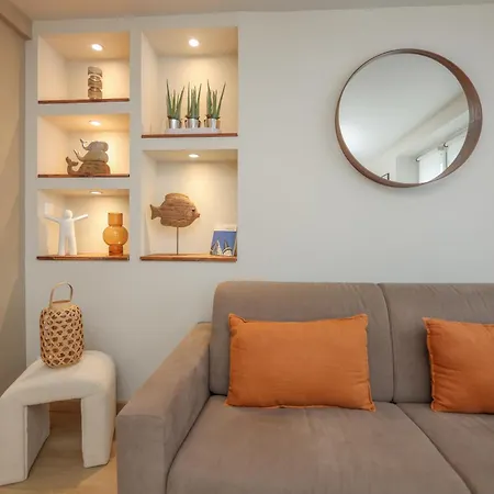 Apartment Le Calain, Elegance Et Confort A 50 M De La
